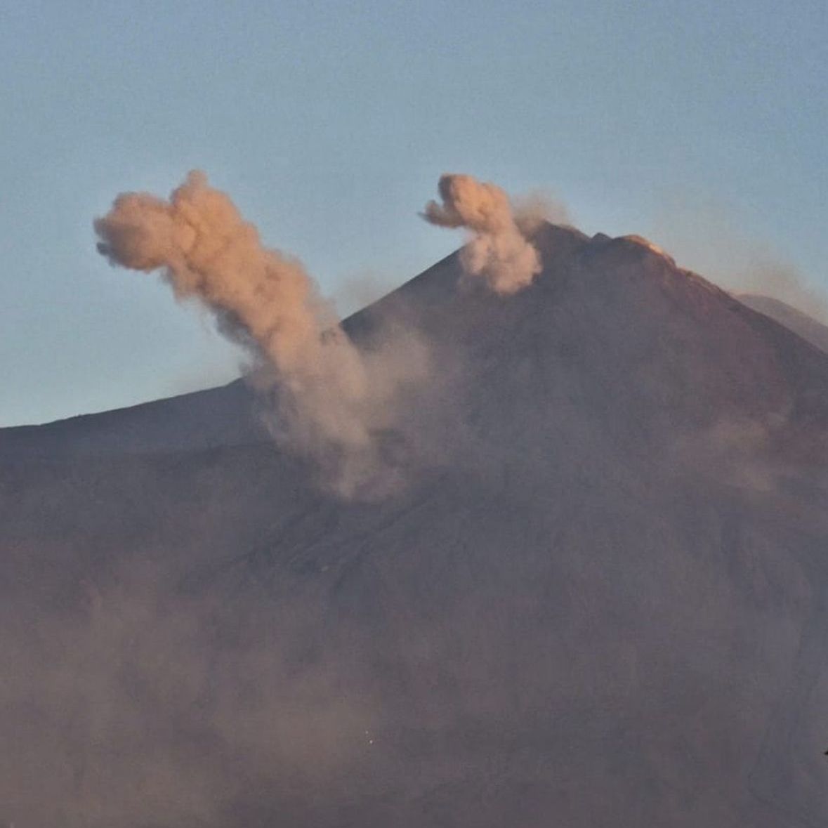 Etna: Riprende l’Attività Stromboliana al Cratere di Sud-Est – 21 Luglio 2025